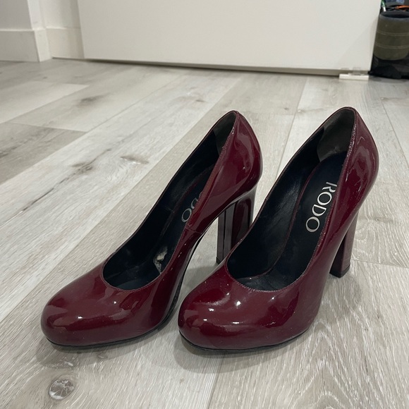 Rodo glossy red shoes, size 36.5 W - Picture 3 of 3